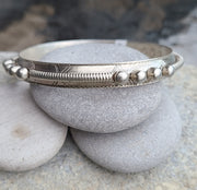 Moroccan bangle fine silver with knobs