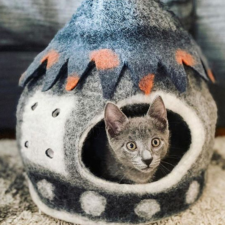 Hobbit Cat Cave Gray